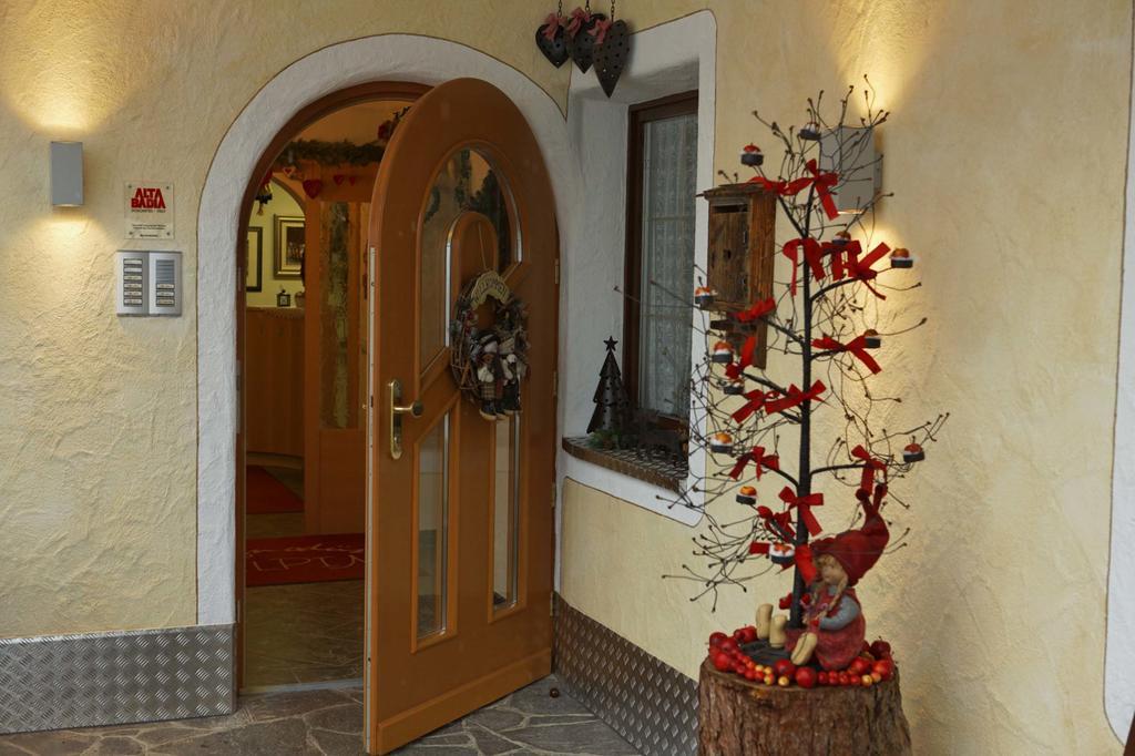 Alpin Apartments Colfosco Exterior foto